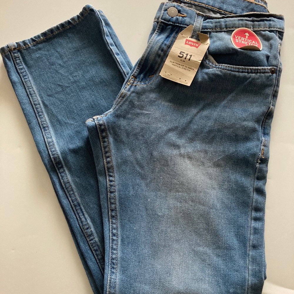 New Levi’s - Picture 3 of 14